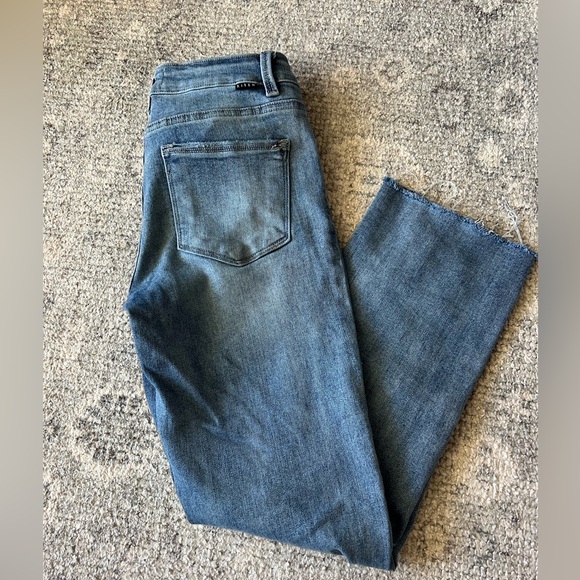 risen straight leg jeans - Picture 4 of 4